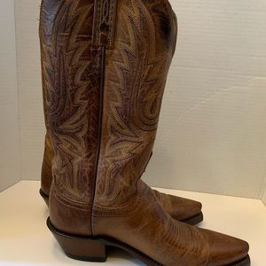 Women’s Lucchese luxury handmade western boots, 6B